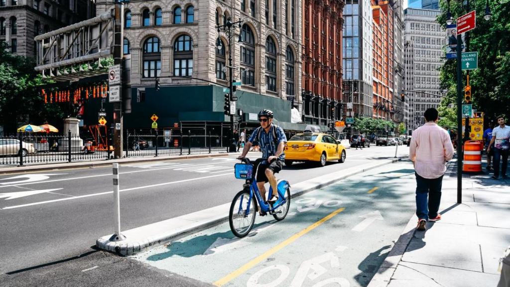 Un ciclista en Nueva York.