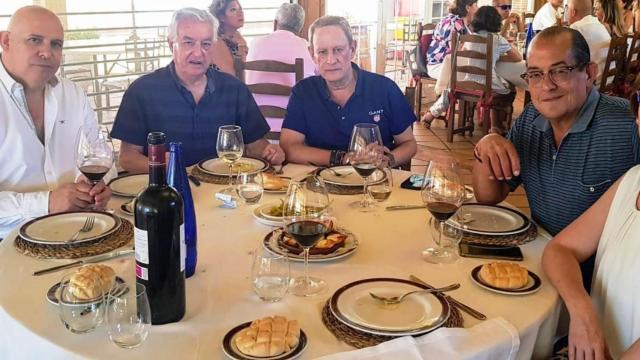 Dioni, Santos García Catalán, Carlos Martín Santoyo, Perico y Rosa en el Asador Cossío