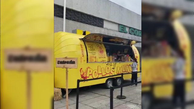 El 'food truck' de Pollos Muñoz en A Coruña