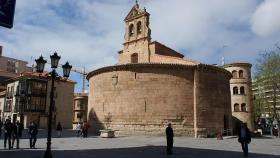 El pueblo de Salamanca que tiene una iglesia románica única en España: su planta es circular