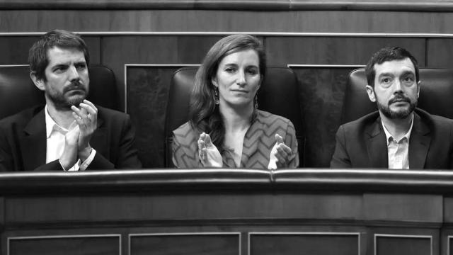 Los ministros Ernest Urtasun, Mónica García y Pablo Bustinduy.