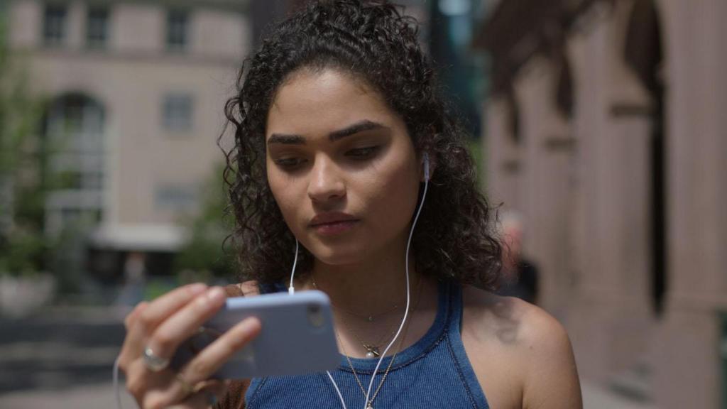 Se ve en una tarde y es perfecta para el verano: una serie musical que nos lleva de paseo por Nueva York