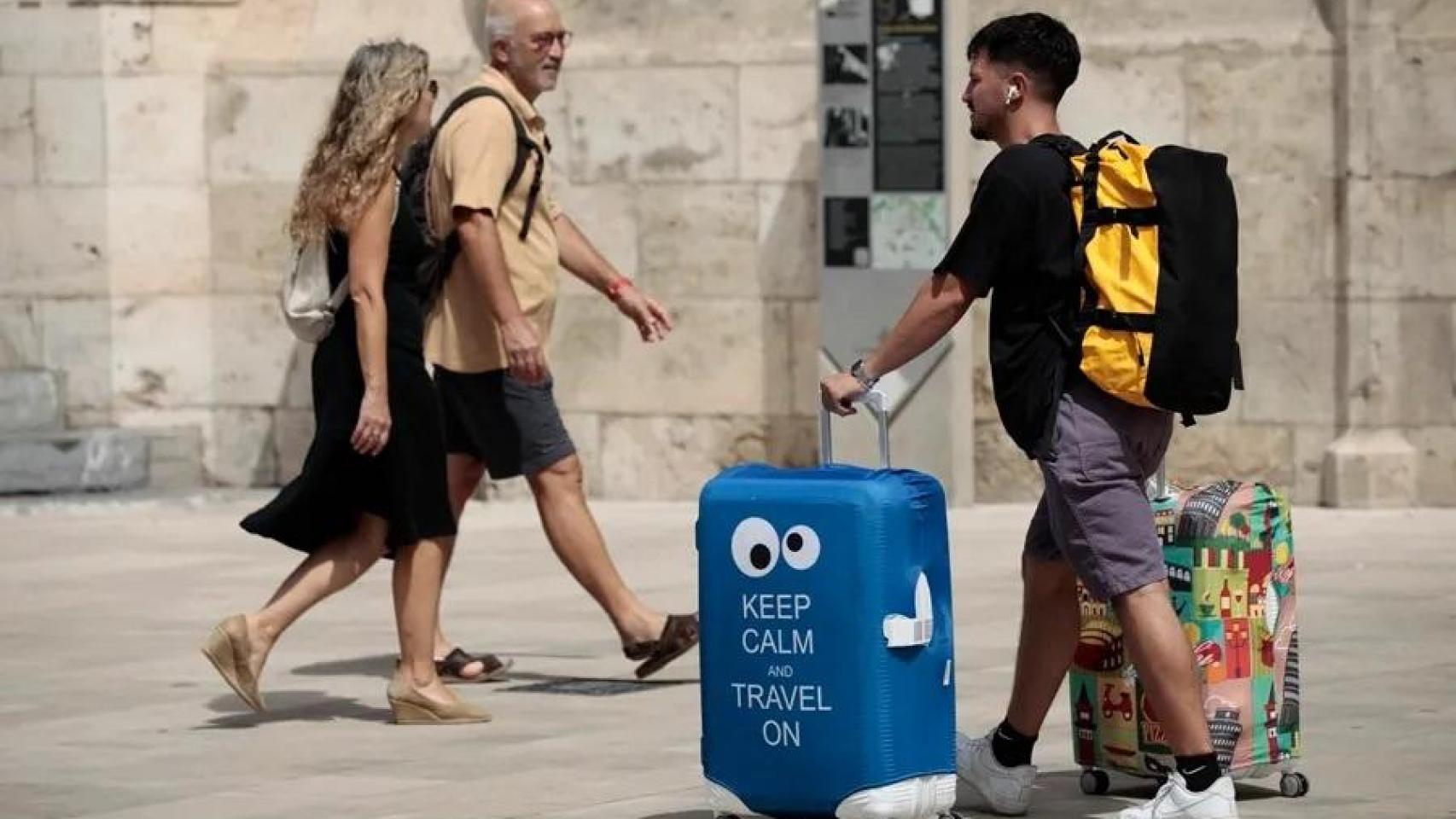 Varios turistas en Valencia, en una imagen de archivo.