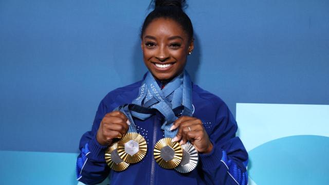 Simone Biles, con sus medallas conseguidas en los JJOO de París 2024