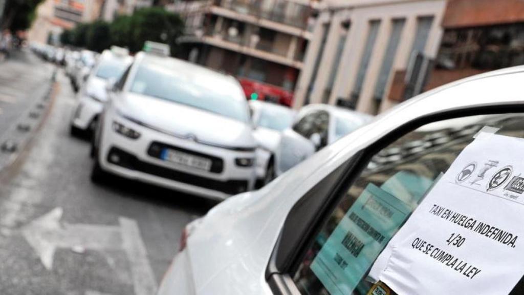 El sector del taxi en una protesta celebrada en Valencia.