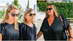 Cari Lapique y sus hijas, Caritina y Carla en el tanatorio de Marbella.