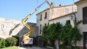 Derribo de una vivienda en la calle Postigo para liberar la muralla de Zamora