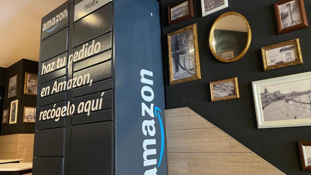 'Locker' de Amazon en un 100 Montaditos.