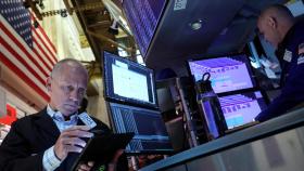 Operadores trabajando en la Bolsa de Nueva York (NYSE) en una imagen de archivo.
