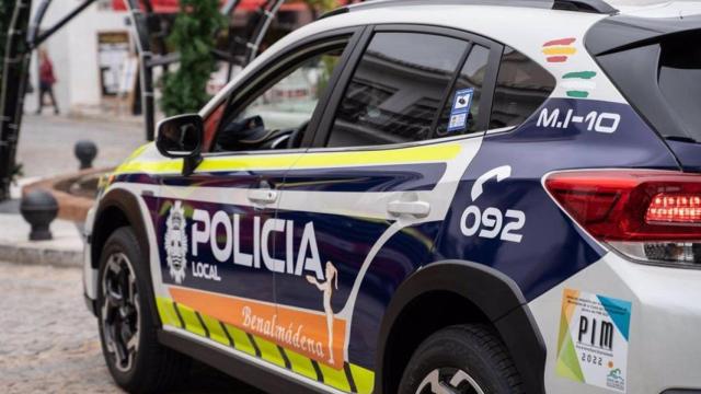 Un coche de la Policía Local de Benalmádena.