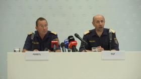 Dirigentes de la policía austriaca este miércoles en Viena tras la cancelación de los conciertos de Taylor Swift.