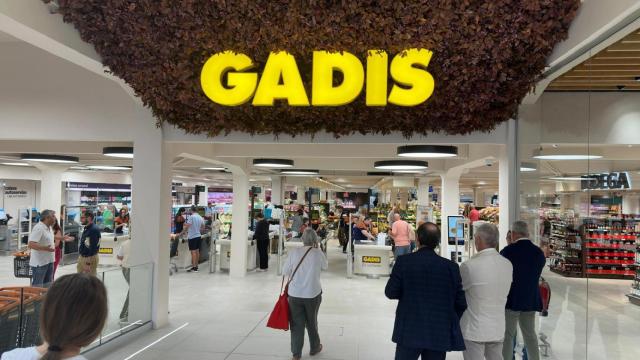 Acceso al nuevo Gadis del mercado de San Agustín en A Coruña.