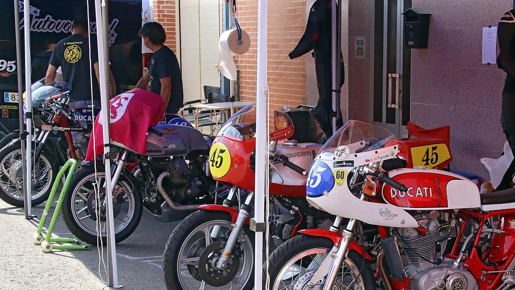 Primera jornada de celebración del Gran Premio de Velocidad de la localidad leonesa de La Bañeza