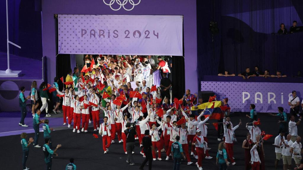 Las delegaciones entran en el Stade de France