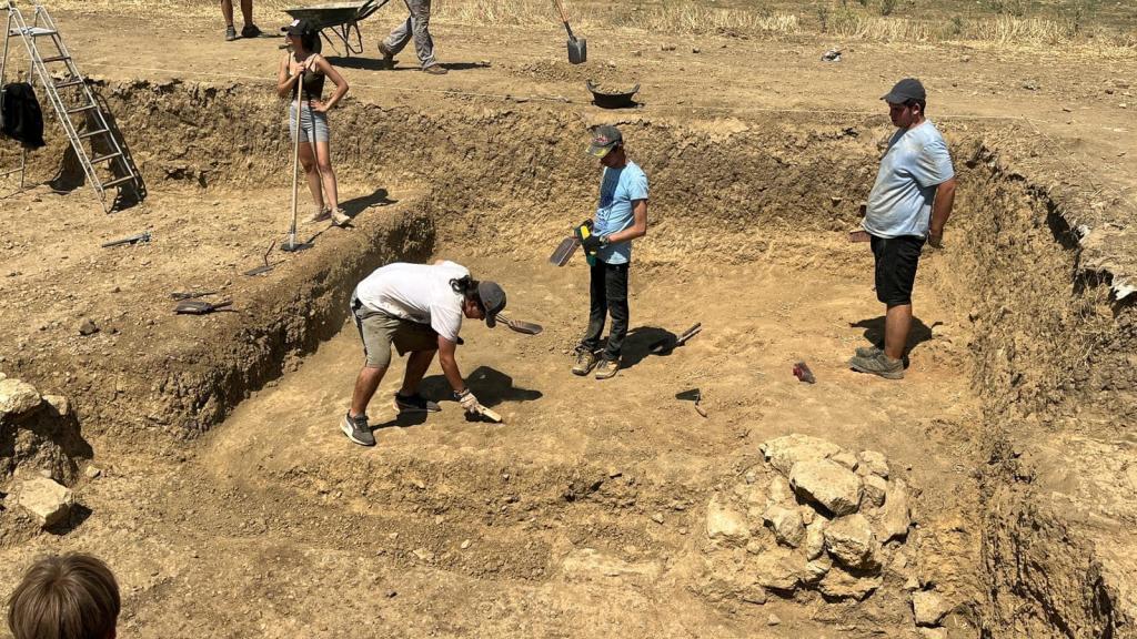 Excavaciones arqueológicas en Paredes de Navas.