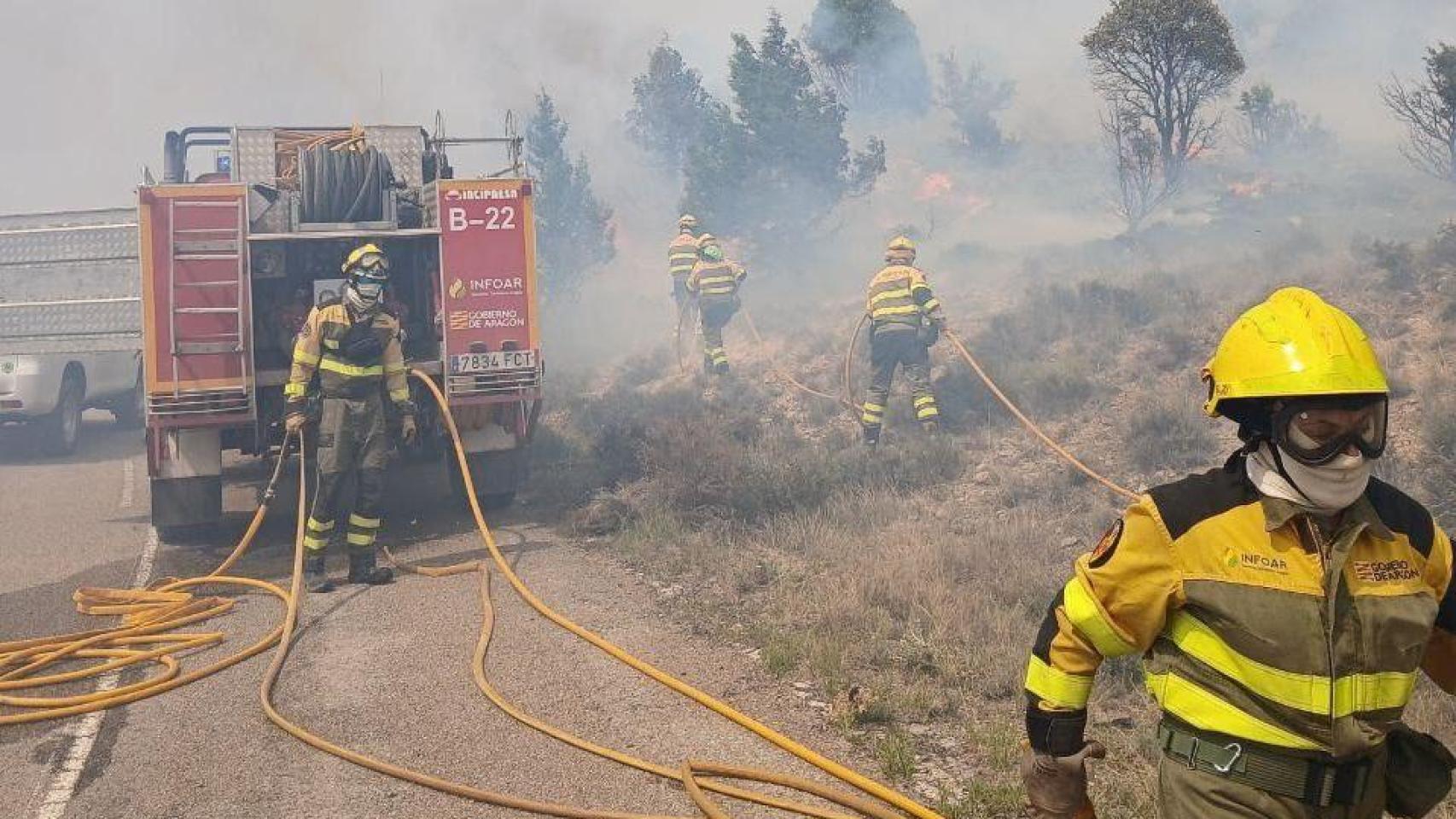 Los efectivos, en el incendio de Corbalán