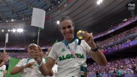 La boxeadora argelina Imane Khelif, durante la clausura de los JJOO de París este domingo.