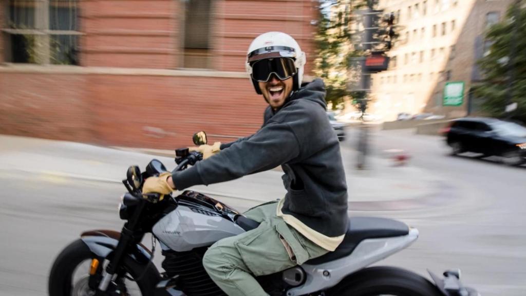 Esta es la Harley-Davidson eléctrica que ha utilizado Tom Cruise en París.