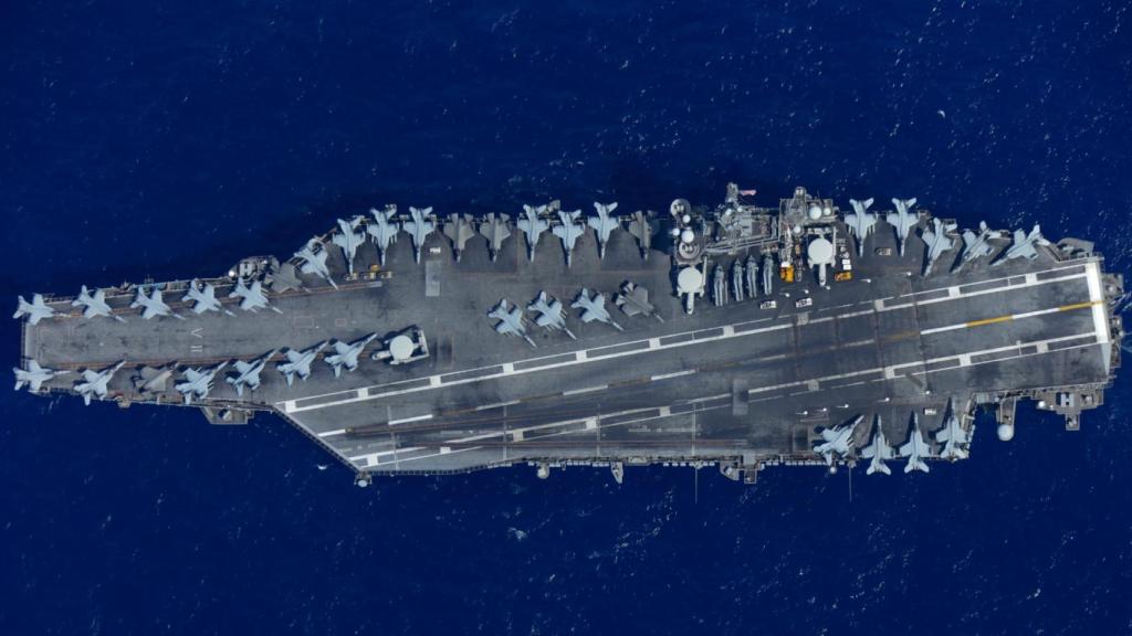 Imagen aérea del USS Abraham Lincoln