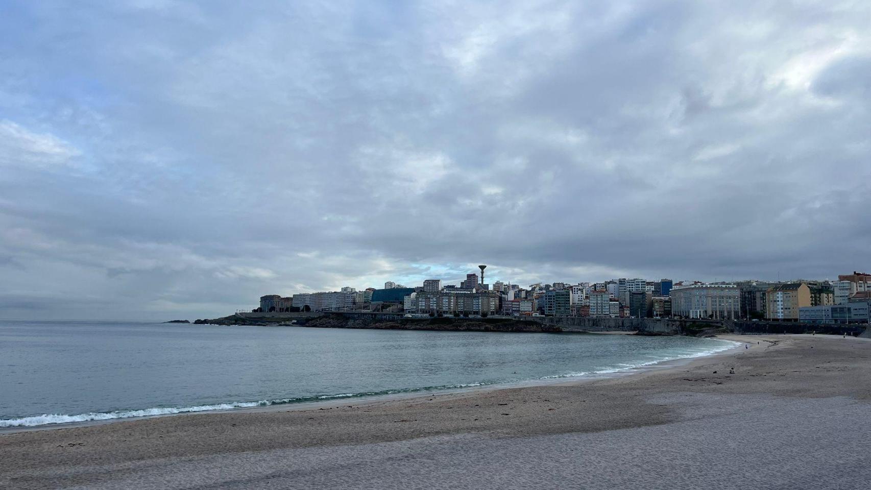 Nubes en A Coruña en una foto de archivo.