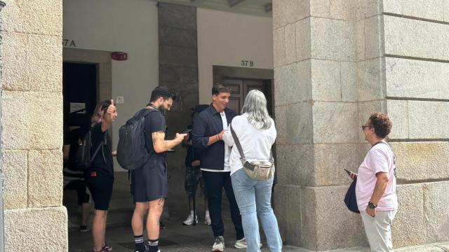 Xuso Jones se deja ver en A Coruña grabando Lo sabe, no lo sabe