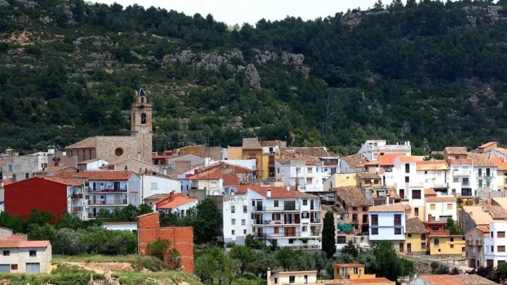 Vista general de Torás, uno de los municipios afectados por las restricciones. GVA