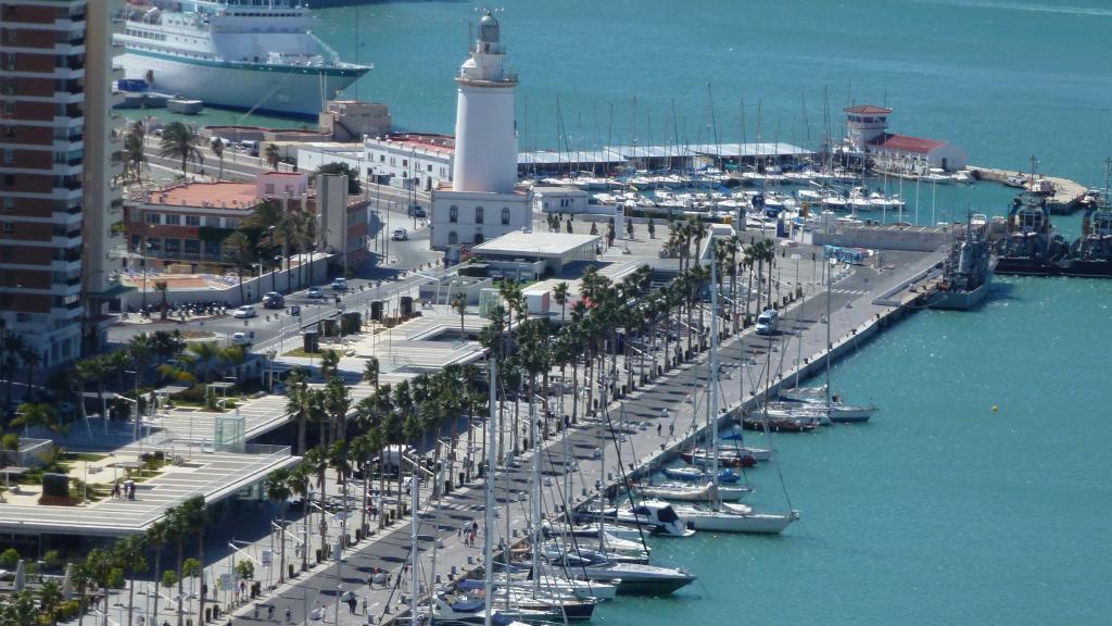 Imagen de archivo del centro comercial Muelle Uno.