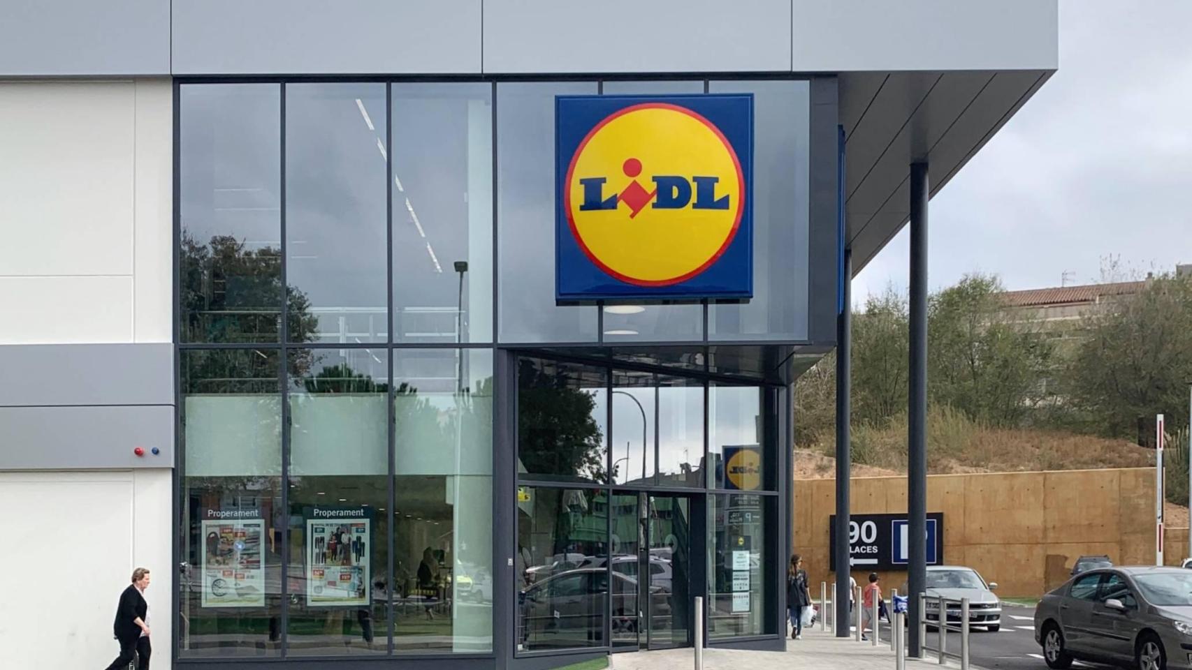 Fachada Lidl.