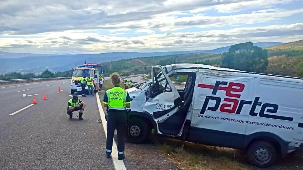 Imagen de la furgoneta tras el accidente.