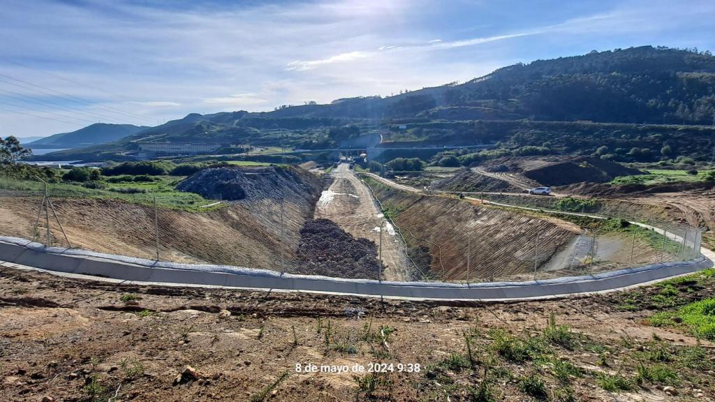 Obras en túnel 1 para el tren a punta Langosteira.