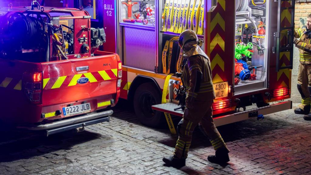 Los bomberos del Ayuntamiento de Toledo durante un de sus intervenciones.