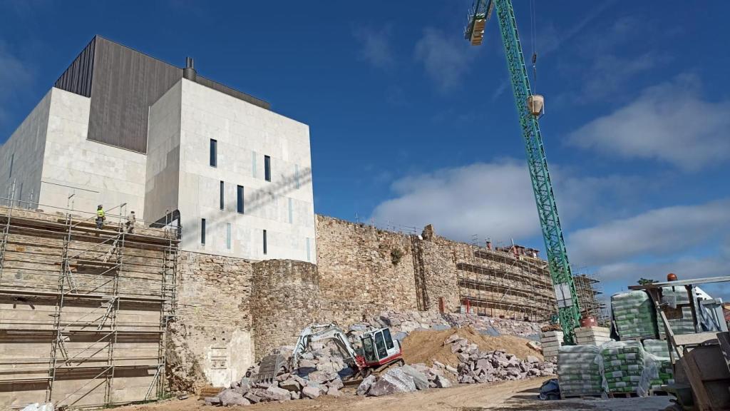 La restauración de un tramo de la muralla de Astorga avanza con una inversión de 1,3 millones de euros