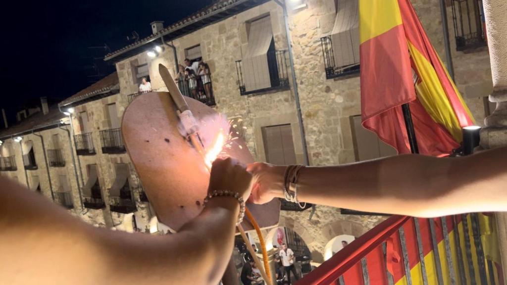 Chupinazo inaugural de las fiestas en Sigüenza.