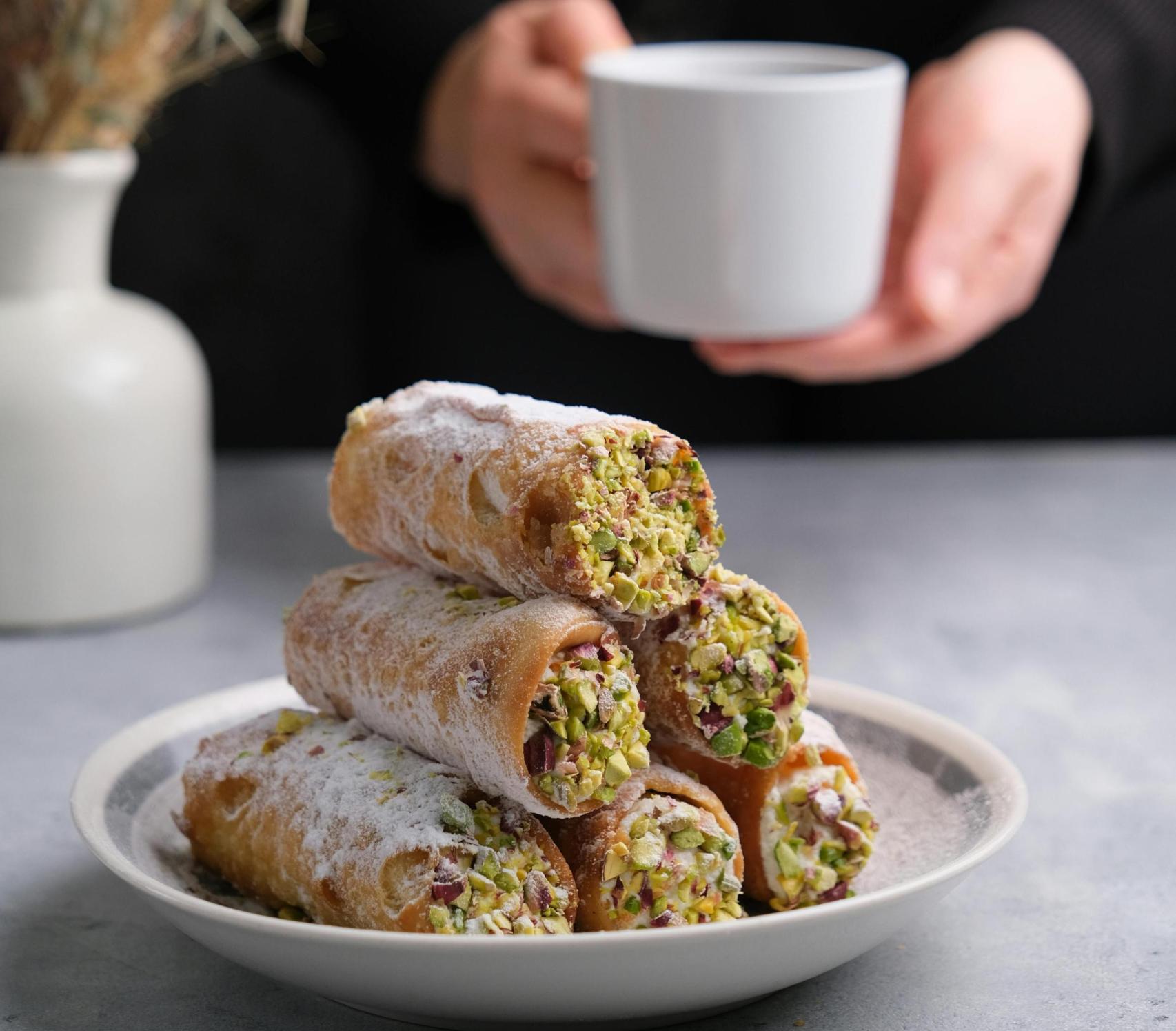 Cannoli italiano