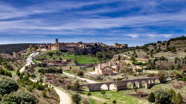 Vista general del pueblo de Pedraza.