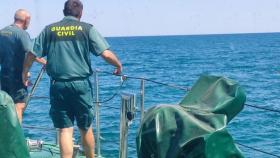 Actuación de Guardia Civil en el mar en una imagen de archivo.