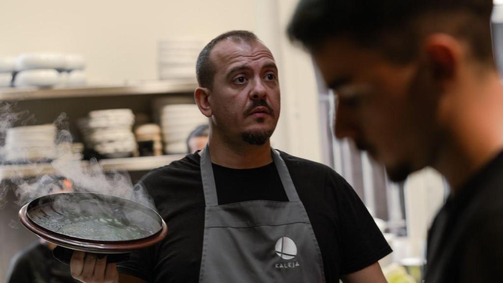 Miki Manzanares, jefe de cocina en KALEJA.