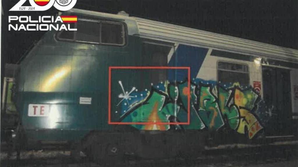 Tren pintado en Miranda de Ebro