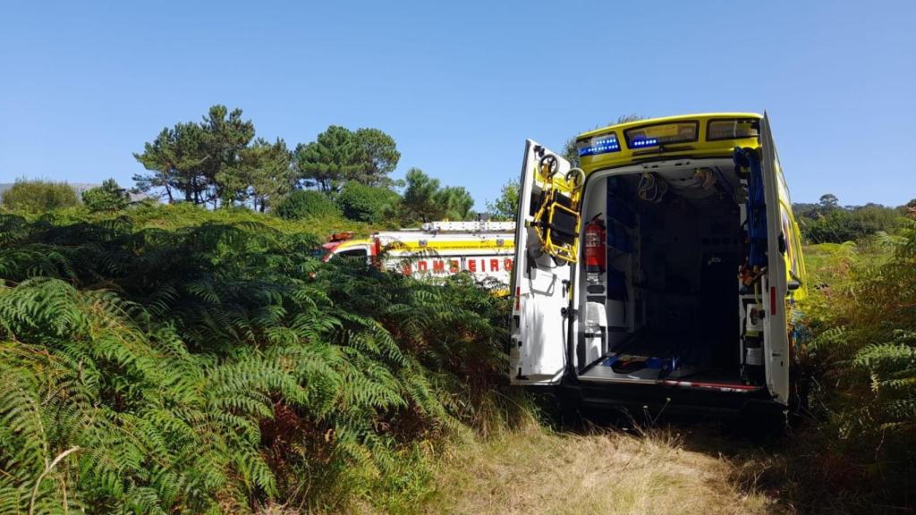 Rescatan a una persona en Porto do Son (A Coruña) tras caer en una ruta en bicicleta