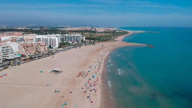 Playa de Puerto de Sagunto. Foto: Sagunto Turismo