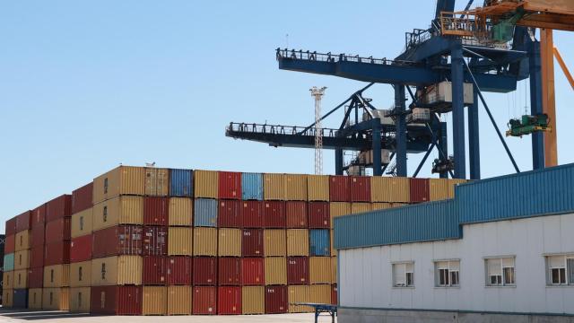 Contenedores en el Puerto de Cádiz.