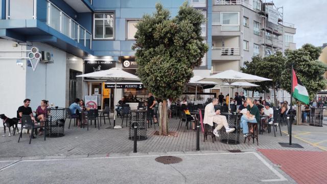 El controvertido bar cerca de A Coruña reabre con un cartel: Espacio libre de fodechinchos