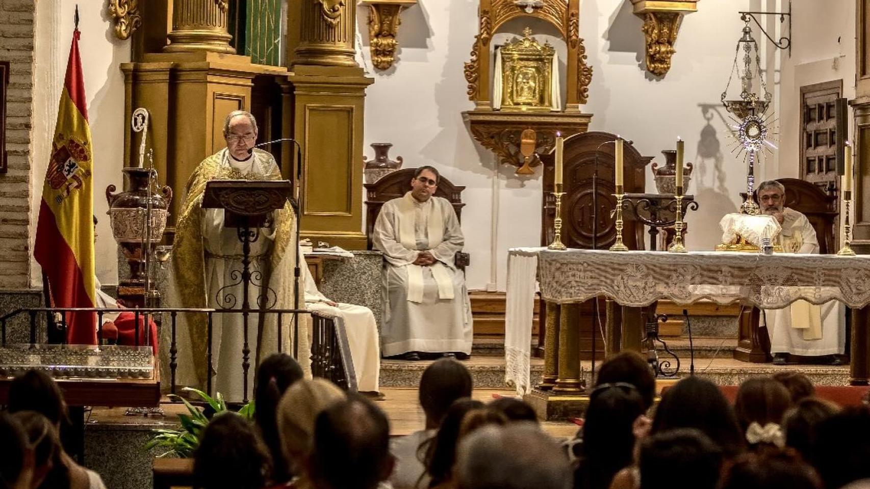 Vigilia de oración por Mateo. Foto: Parroquia de San Esteban de Mocejón.