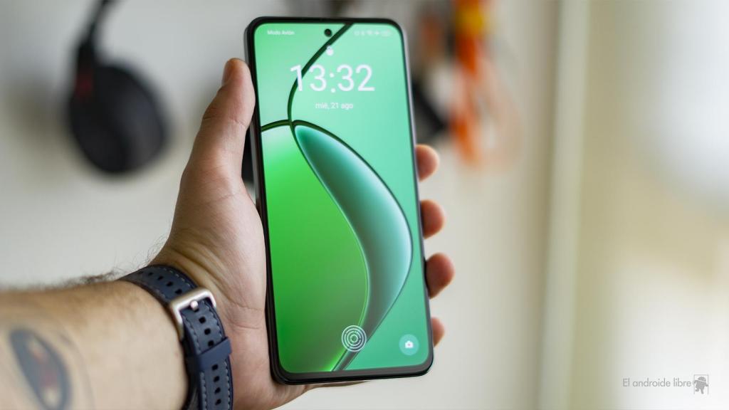 Realme 12 display