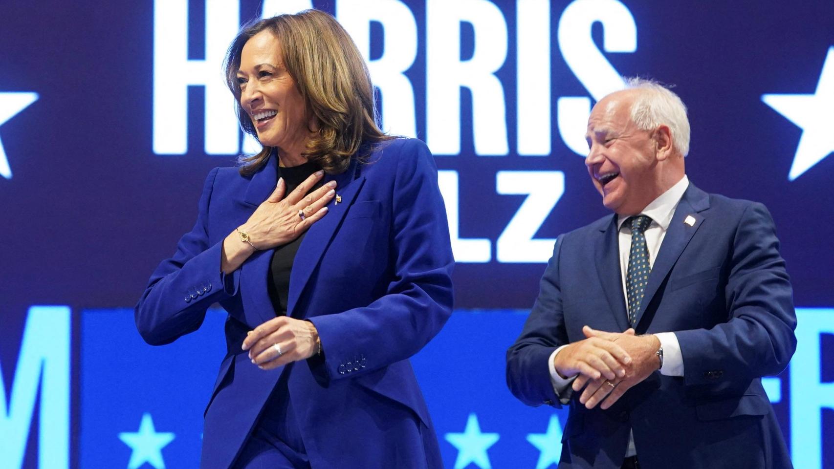 Kamala Harris y Tim Walz en un mitin.