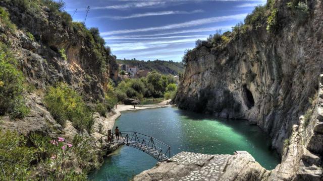 El municipio valenciano que esconde una piscina natural única. Turisme Comunitat Valenciana