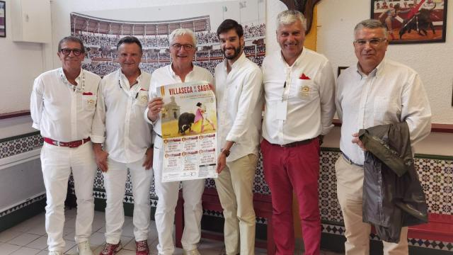 Presentación del Certamen Alfarero de Oro de Villaseca de la Sagra en Francia.