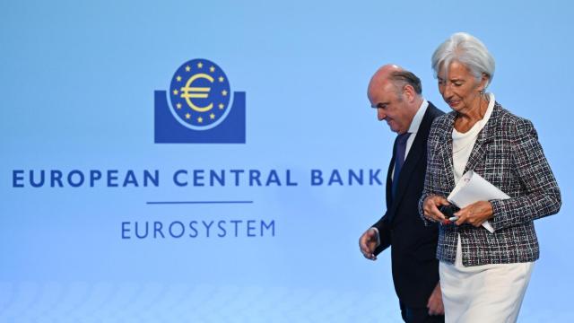 La presidenta del BCE, Christine Lagarde, y su vicepresidente, Luis de Guindos.