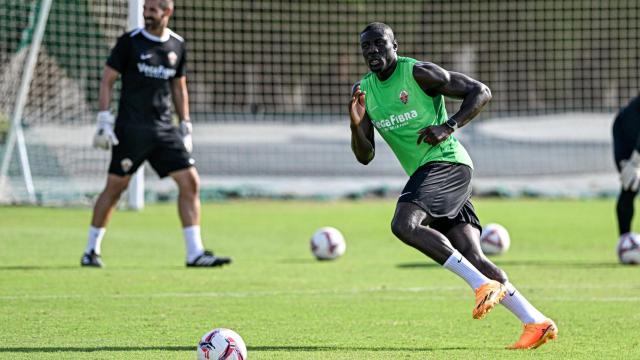 Bambo Diaby en el entrenamiento de este viernes.