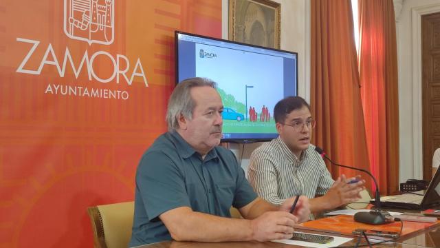 Presentación de las obras de La Vaguada por el alcalde de Zamora, Francisco Guarido, y el concejal de Obras, Pablo Novo